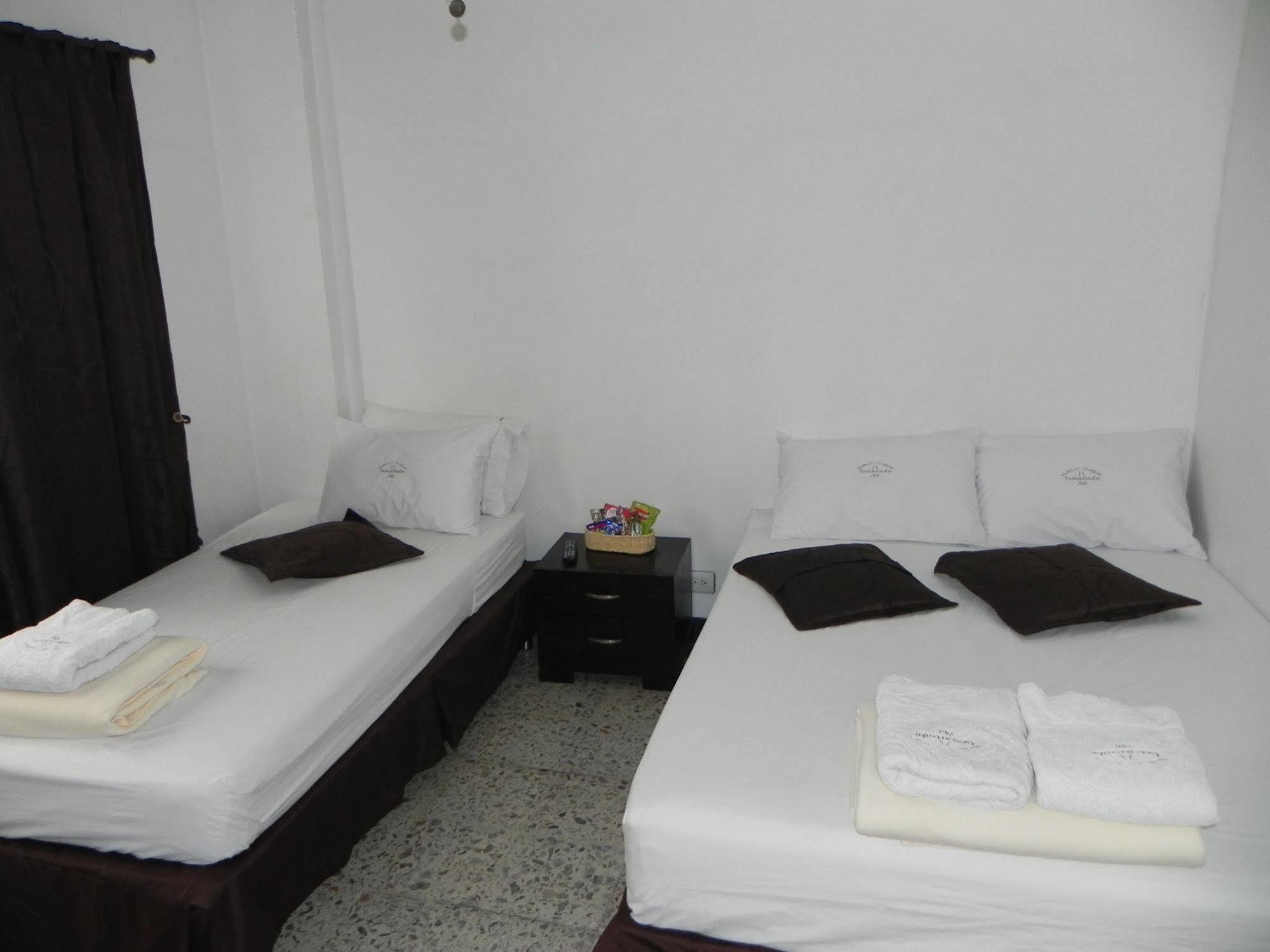 Hostal Tamarindo Inn メデジン エクステリア 写真